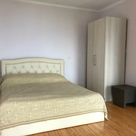 Llakmani Apartment Pogradec
