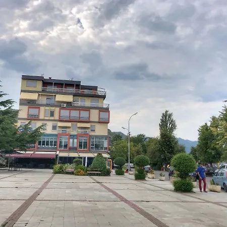 Apartment Llakmani Pogradec